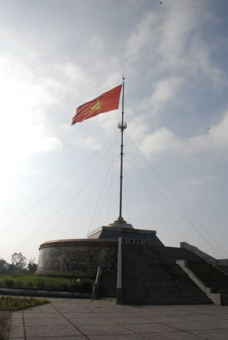 Chiều trên Bến Tầm Dương