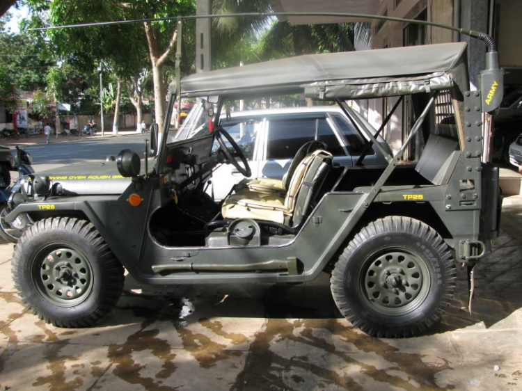 Xe Jeep 4x4 WD, lọai A2. Xe Jeep 4x4 WD, lọai A2.