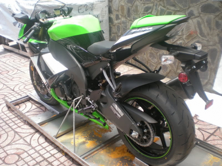 E VUA TAU EM NO VE DINH CBR1000RR!!