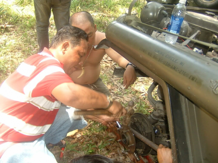 PICNIC THÁC MAI CỦA JEEP SÀI GÒN