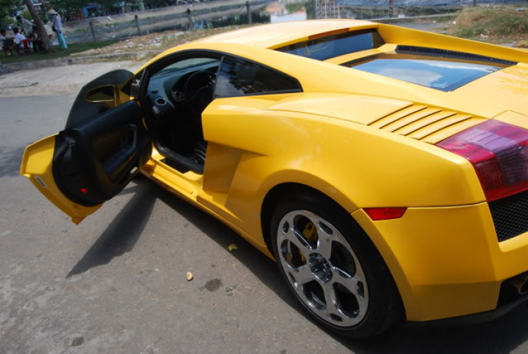 Lambo Gallardo thứ 3 tại SG