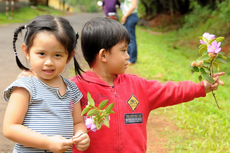 "RỘN RÃ" BAN MÊ!