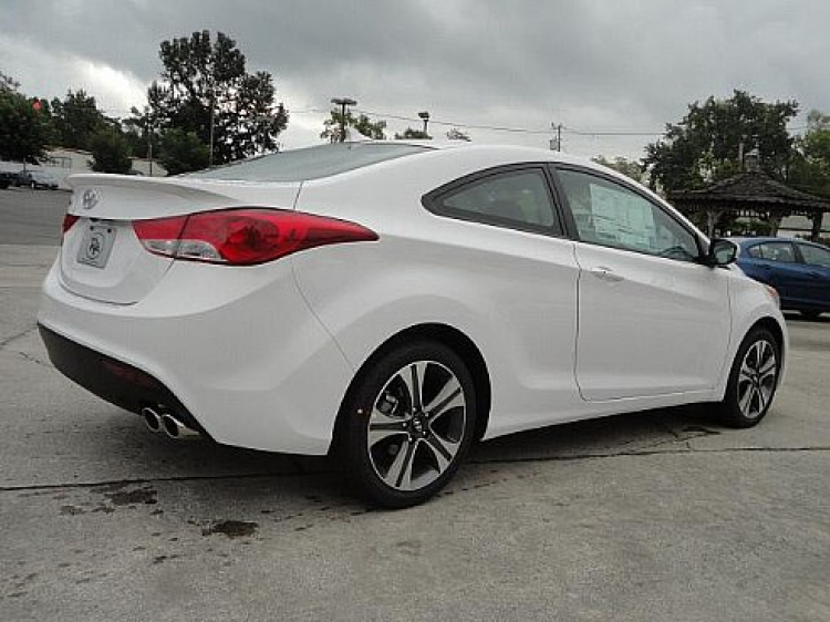 HYUNDAI ELANTRA COUPE BÊN MỸ ĐẸP QUÁ, SAO KHÔNG THẤY Ở VN TA?