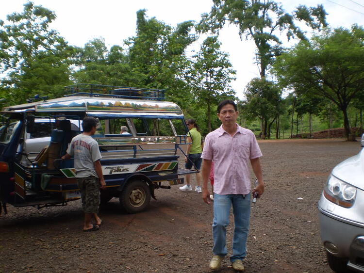 HINH ANH SANTAFE TẠI ĐÂT LÀO ,THAI LAN