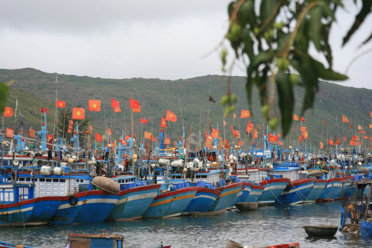 HINH ANH SANTAFE TẠI ĐÂT LÀO ,THAI LAN