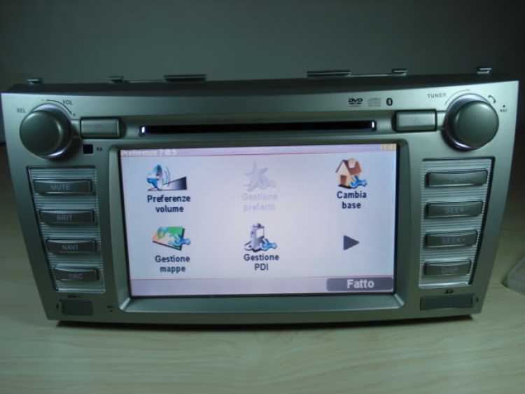 Camry 2010 GPS, DVD Touchsreen có Bác nào bán không ah?