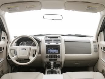 Giá mới của Ford Escape 2.3L.