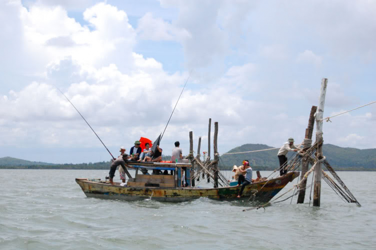 Một ngày làm Robinson trên đảo Long Sơn- VT cùng AE HFC