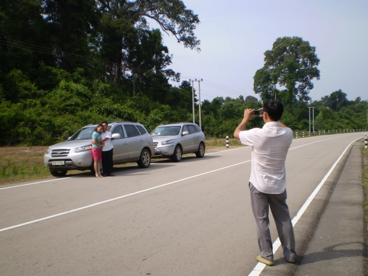 HINH ANH SANTAFE TẠI ĐÂT LÀO ,THAI LAN