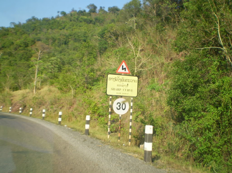 HINH ANH SANTAFE TẠI ĐÂT LÀO ,THAI LAN