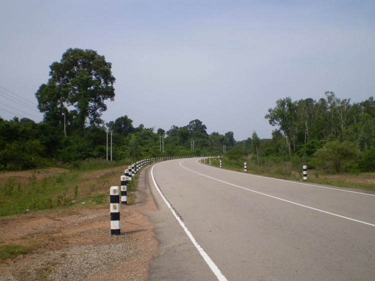 HINH ANH SANTAFE TẠI ĐÂT LÀO ,THAI LAN