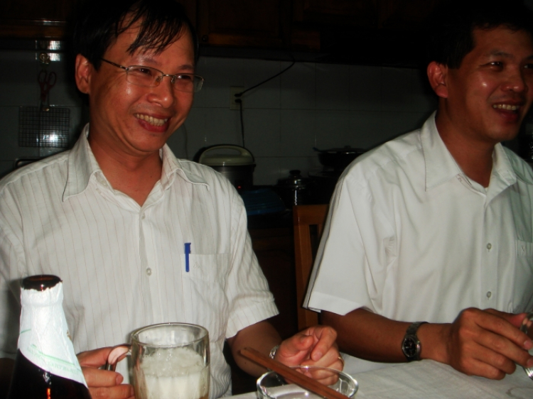 Update buổi họp ngày 27.5.2009 tại nhà bác Datda Update buổi họp ngày 27.5.2009 tại nhà bác Datda