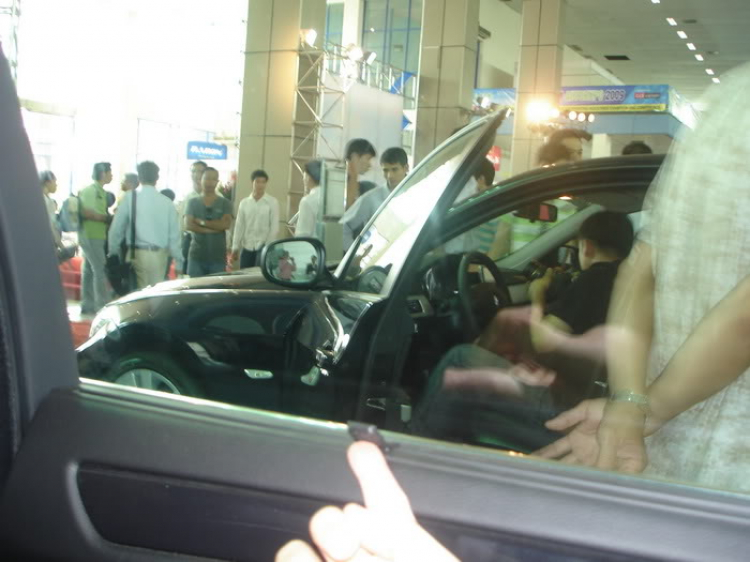 Tóm tắt trien lam AutoExpro 2009 o Giang Vo- xe dep va chan dai cung hoi dep Tóm tắt trien lam AutoExpro 2009 o Giang Vo- xe dep va chan dai cung hoi dep