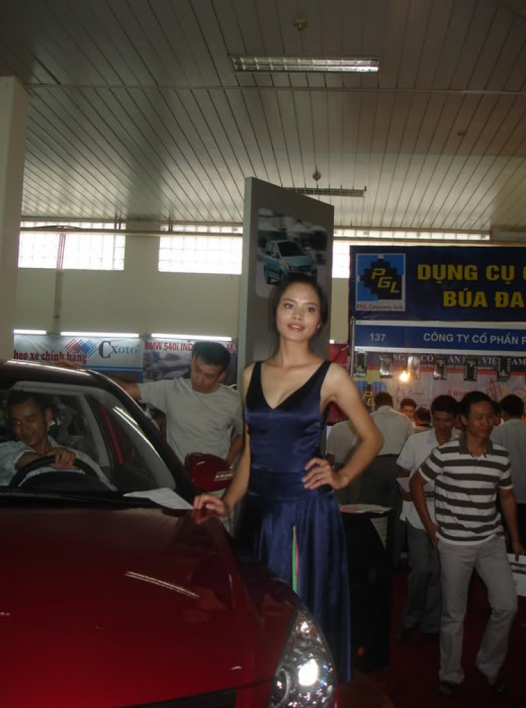 Tóm tắt trien lam AutoExpro 2009 o Giang Vo- xe dep va chan dai cung hoi dep