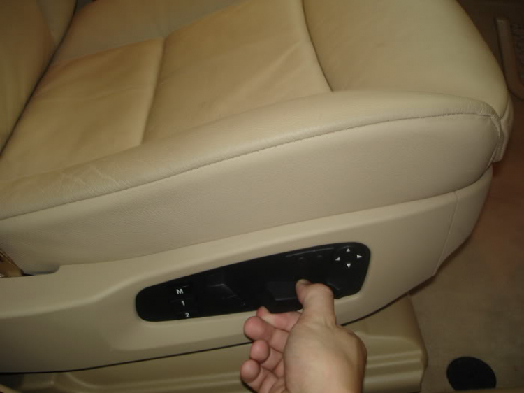 Tóm tắt trien lam AutoExpro 2009 o Giang Vo- xe dep va chan dai cung hoi dep Tóm tắt trien lam AutoExpro 2009 o Giang Vo- xe dep va chan dai cung hoi dep