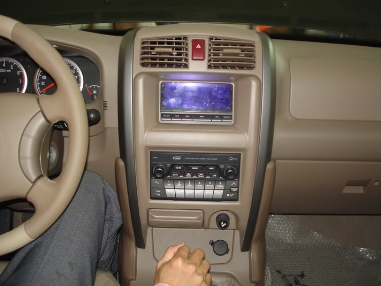 Tóm tắt trien lam AutoExpro 2009 o Giang Vo- xe dep va chan dai cung hoi dep Tóm tắt trien lam AutoExpro 2009 o Giang Vo- xe dep va chan dai cung hoi dep