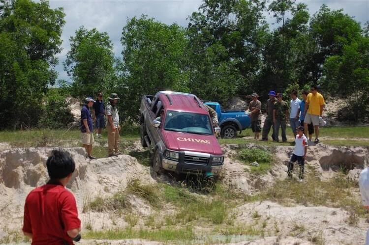 Chuyến offroad lần 1 của chi hội OS Offroad 14/6/2009