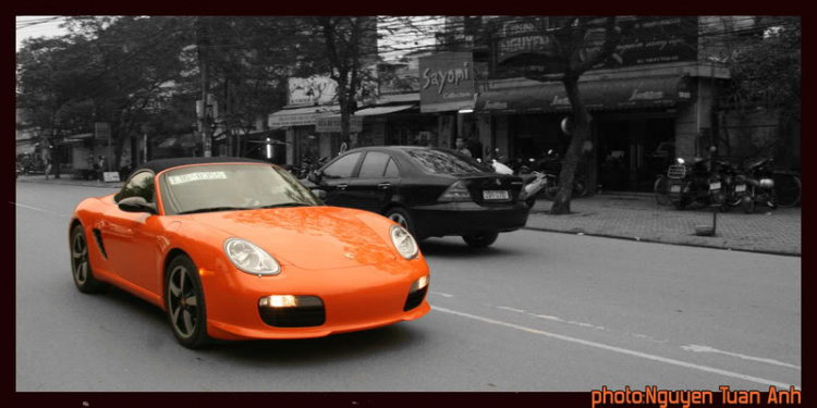 Red Genesis coupe in Hanoi