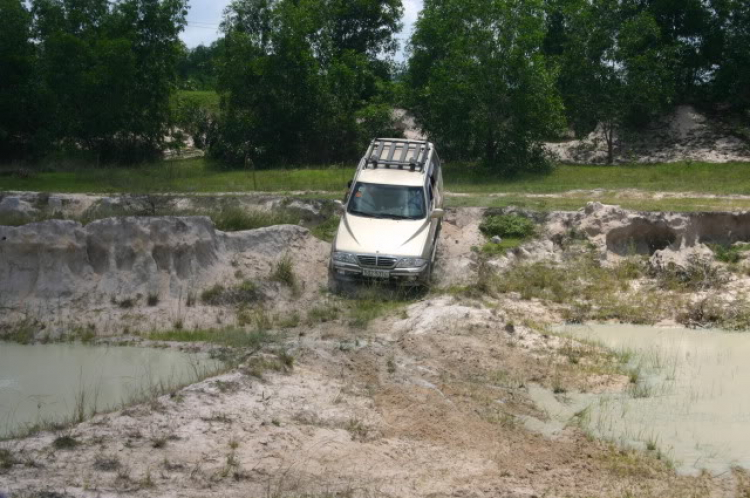 Xe xóm nhà lá tham gia OFFROAD