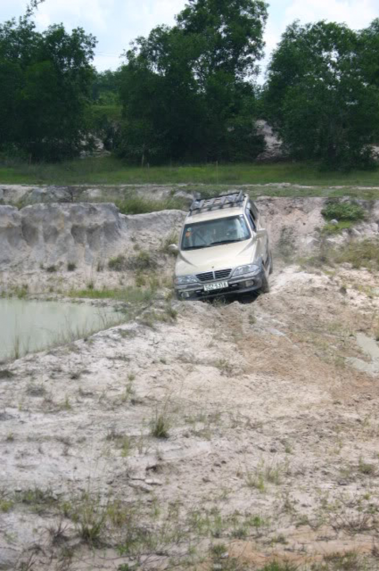 Xe xóm nhà lá tham gia OFFROAD