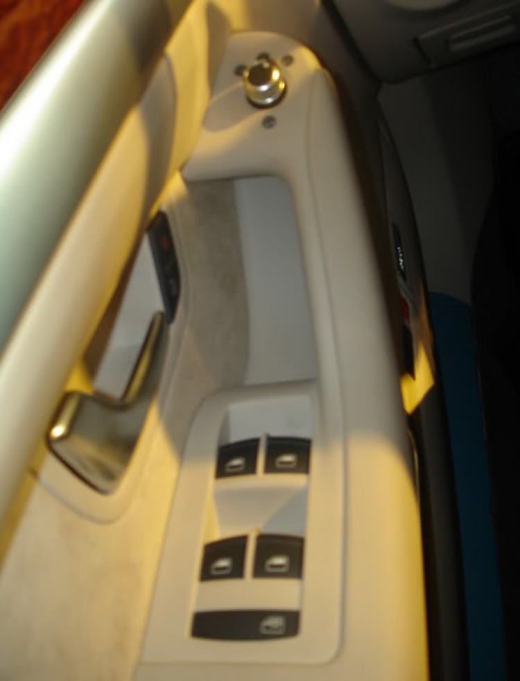 Tóm tắt trien lam AutoExpro 2009 o Giang Vo- xe dep va chan dai cung hoi dep Tóm tắt trien lam AutoExpro 2009 o Giang Vo- xe dep va chan dai cung hoi dep