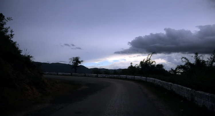 Em lại lang thang Em lại lang thang