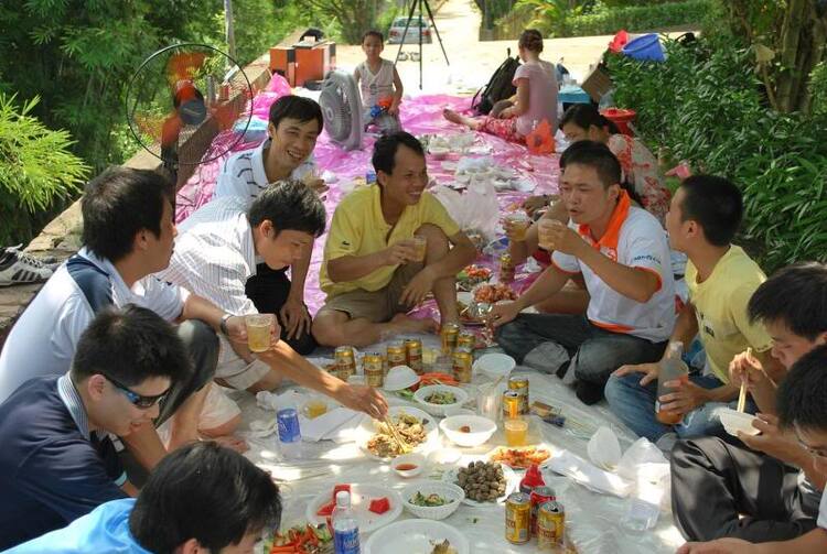 AE Thái Nguyên vào đây ghi danh họp mặt AE Thái Nguyên vào đây ghi danh họp mặt