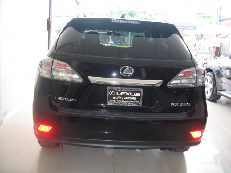 Lexus RX-350 2010 còn gì để chê!