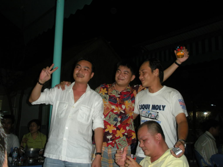 Mời các thành viên OS từ miền Trung vào đây ...