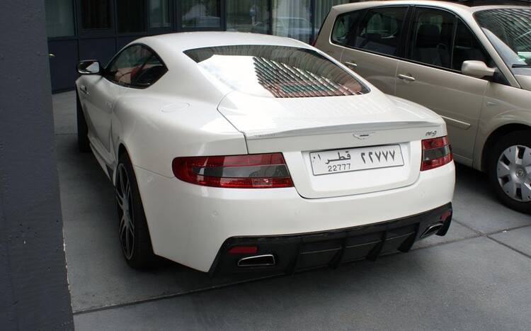 Aston Martin DB9 Mansory độ