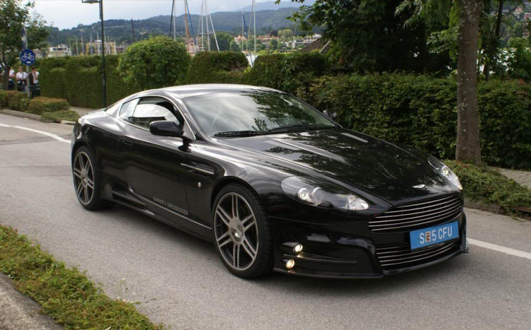 Aston Martin DB9 Mansory độ