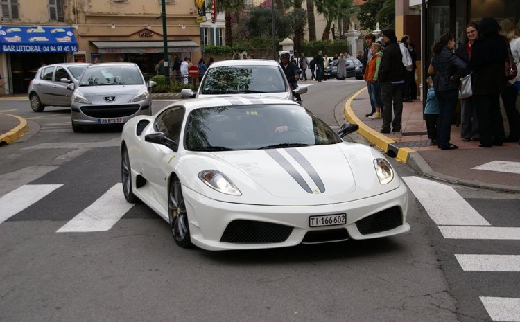 Sắc mầu Ferrari F430 Scuderia