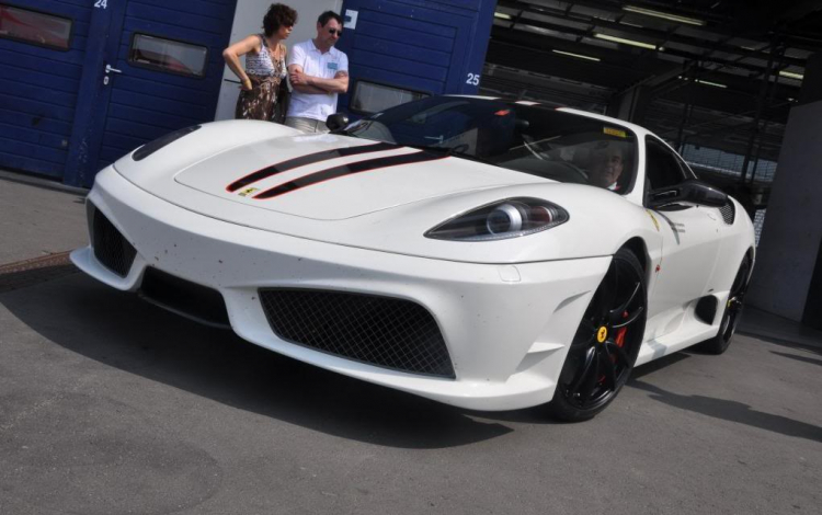 Sắc mầu Ferrari F430 Scuderia