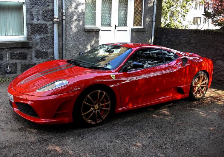 Sắc mầu Ferrari F430 Scuderia