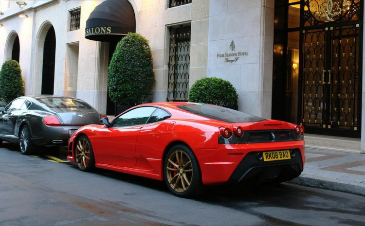 Sắc mầu Ferrari F430 Scuderia