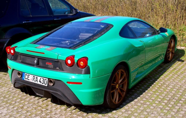 Sắc mầu Ferrari F430 Scuderia