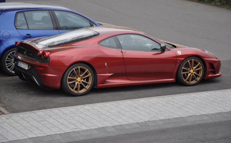 Sắc mầu Ferrari F430 Scuderia