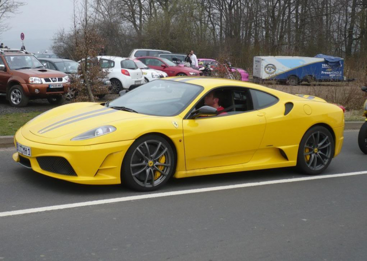 Sắc mầu Ferrari F430 Scuderia