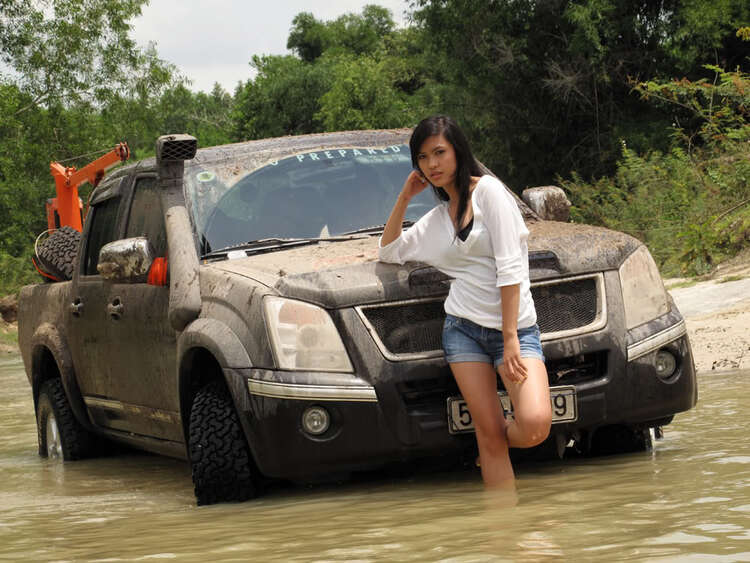 Dmax One lên Auto pro