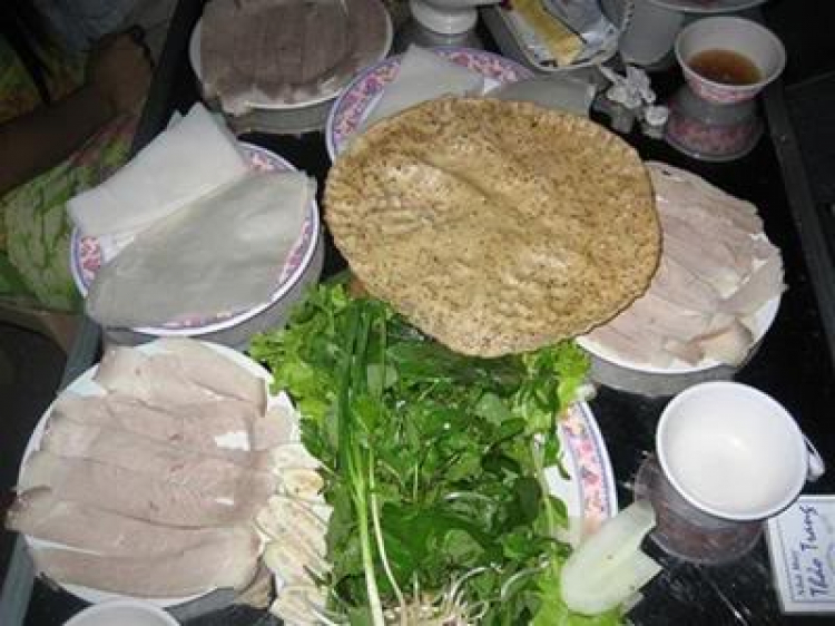 Lang thang ở Huế những ngày mưa