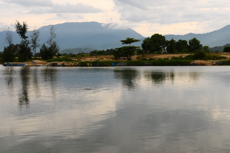 Lang thang ở Huế những ngày mưa