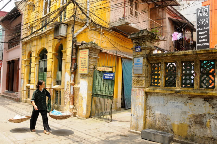 Em lại lang thang