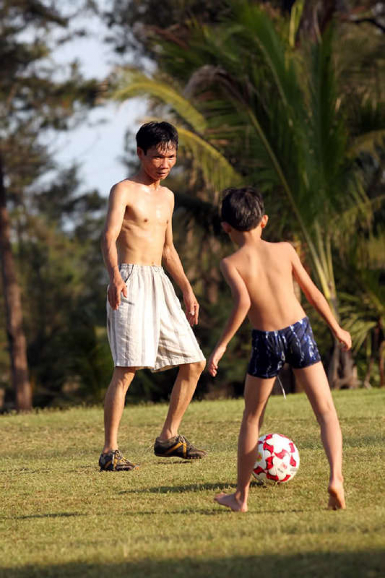 Hình ảnh đại off ba miền lần 2 SFC – Các hoạt động ngoại khóa (gala, bóng đá, tennis, thi lái xe...) Hình ảnh đại off ba miền lần 2 SFC – Các hoạt động ngoại khóa (gala, bóng đá, tennis, thi lái xe...)