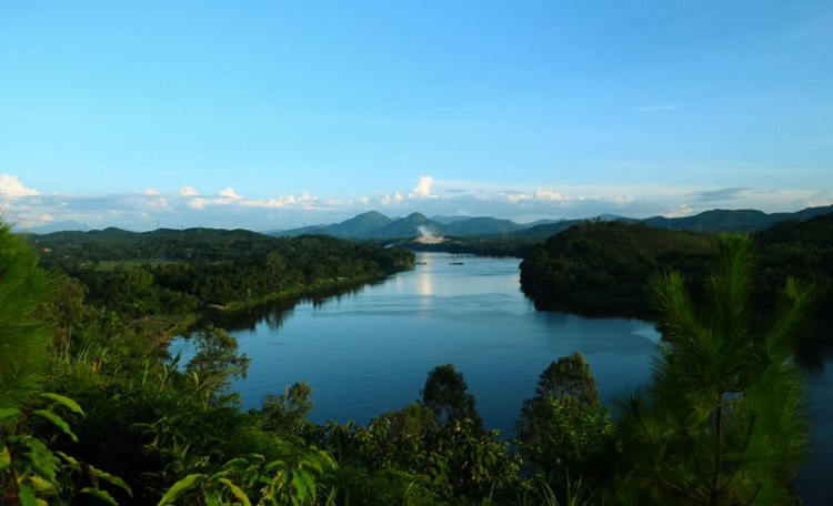 Lang thang ở Huế những ngày mưa