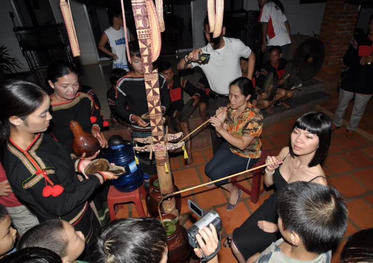Hình ảnh đại off ba miền lần 2 SFC – Các thời khắc ấn tượng (những giây phút khôi hài, ngộ nghĩnh) Hình ảnh đại off ba miền lần 2 SFC – Các thời khắc ấn tượng (những giây phút khôi hài, ngộ nghĩnh)