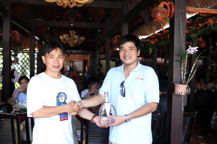 Hình ảnh đại off ba miền lần 2 SFC – Các hoạt động ngoại khóa (gala, bóng đá, tennis, thi lái xe...) Hình ảnh đại off ba miền lần 2 SFC – Các hoạt động ngoại khóa (gala, bóng đá, tennis, thi lái xe...)
