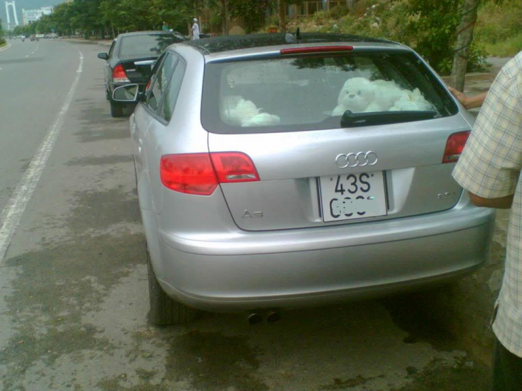 Audi A3 in Da Nang (Black&white)