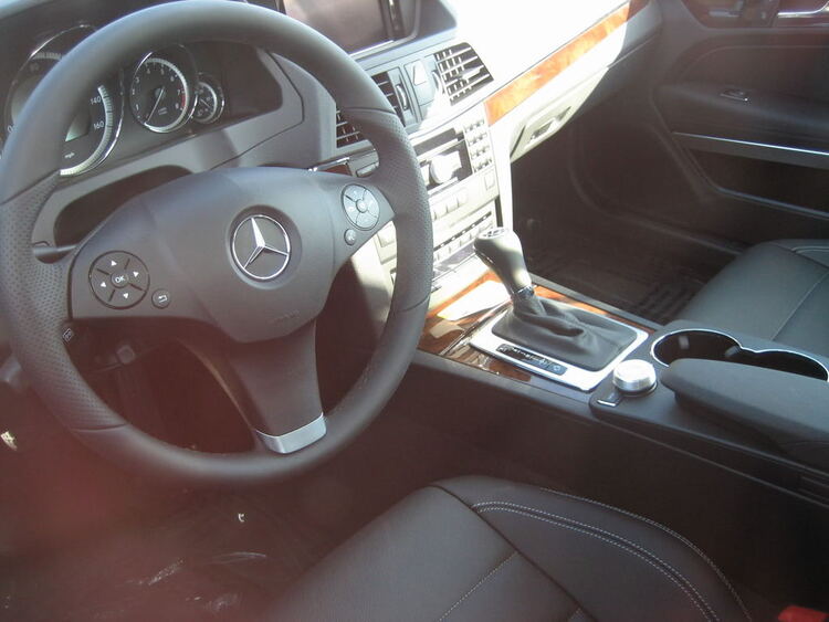 Hình ảnh E350 coupe mới.