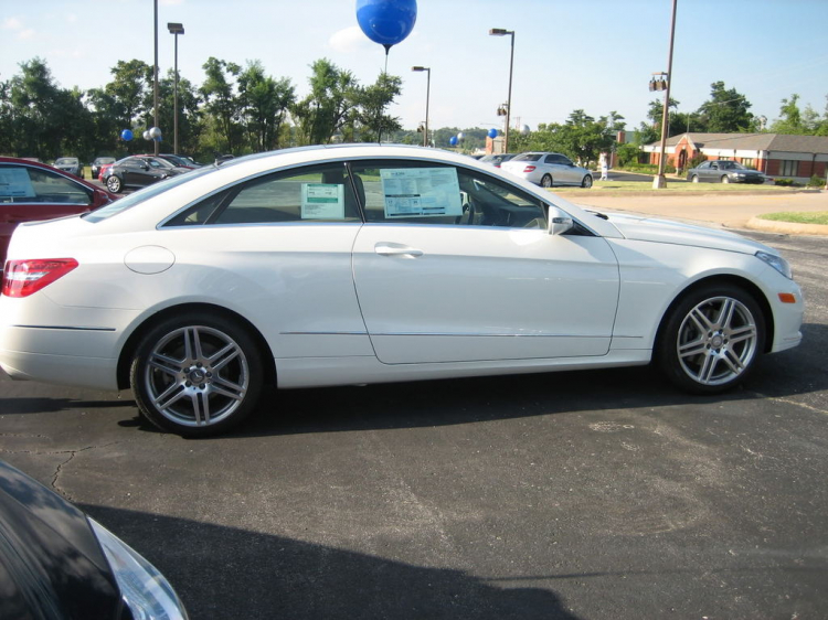Hình ảnh E350 coupe mới.