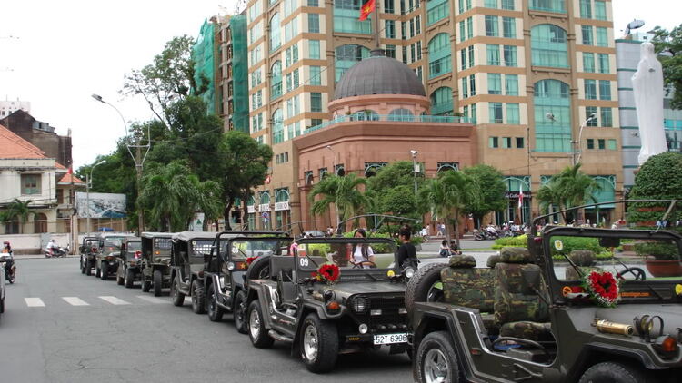 Xe Jeep 4x4 WD, lọai A2.